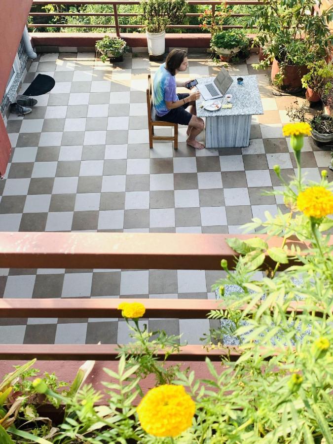 Hotel October Inn Pokhara Kültér fotó
