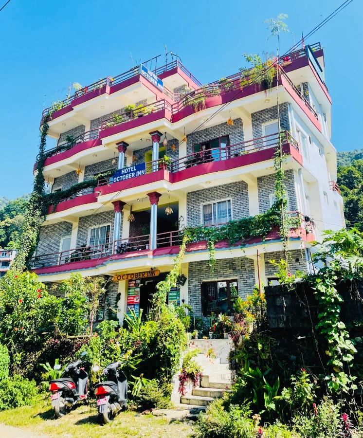 Hotel October Inn Pokhara Kültér fotó